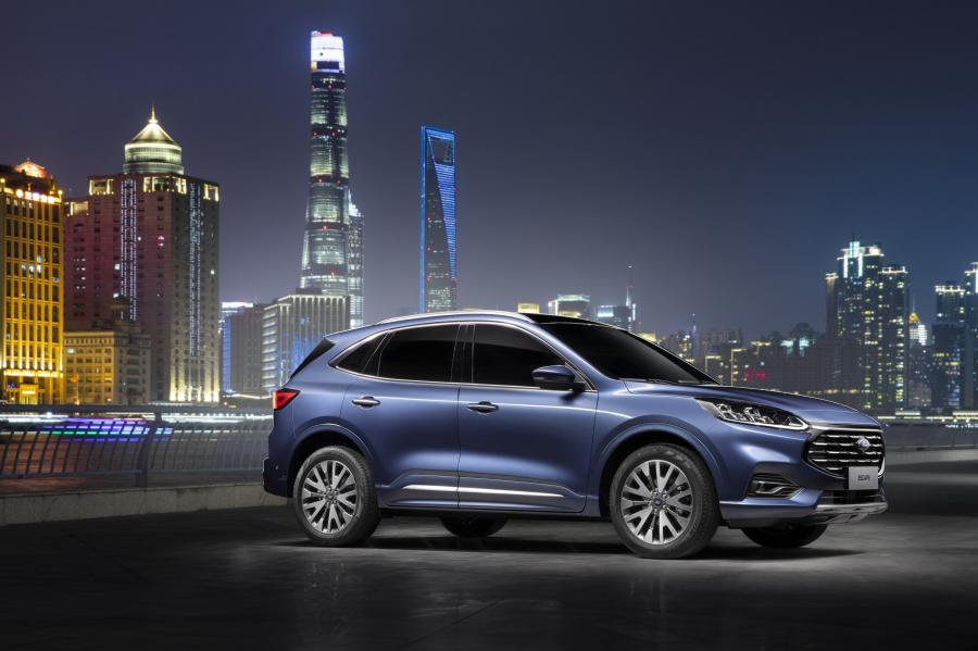  Ford Escape Titanium 2019 года  (CN) (фото 5 из 28)